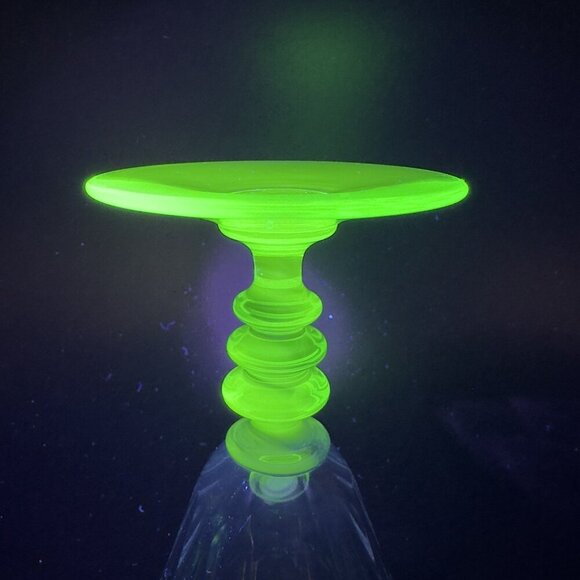 Seneca Theodule Clear Top Green Uranium Stem Optic Cut Top Goblet Cup Single VTG - Picture 3 of 14